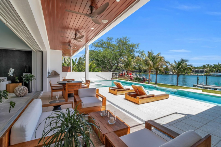 QUINN RESIDENCE, San Remo, FL
